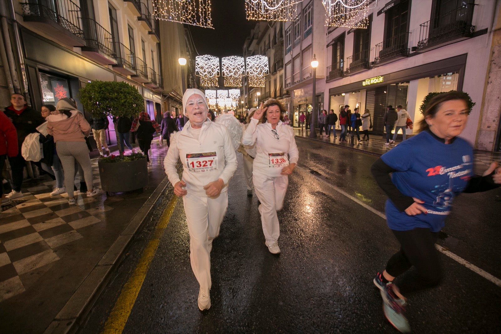 La 28° edición volvió a llenar de color las calles de la capital con sus tradicionales disfraces y sus casi dos mil corredores