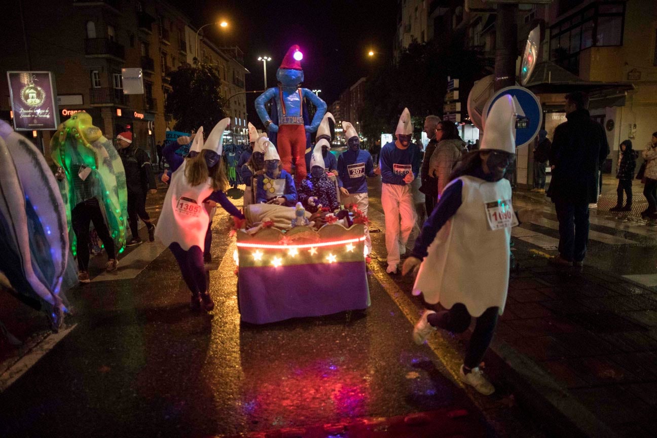 La 28° edición volvió a llenar de color las calles de la capital con sus tradicionales disfraces y sus casi dos mil corredores