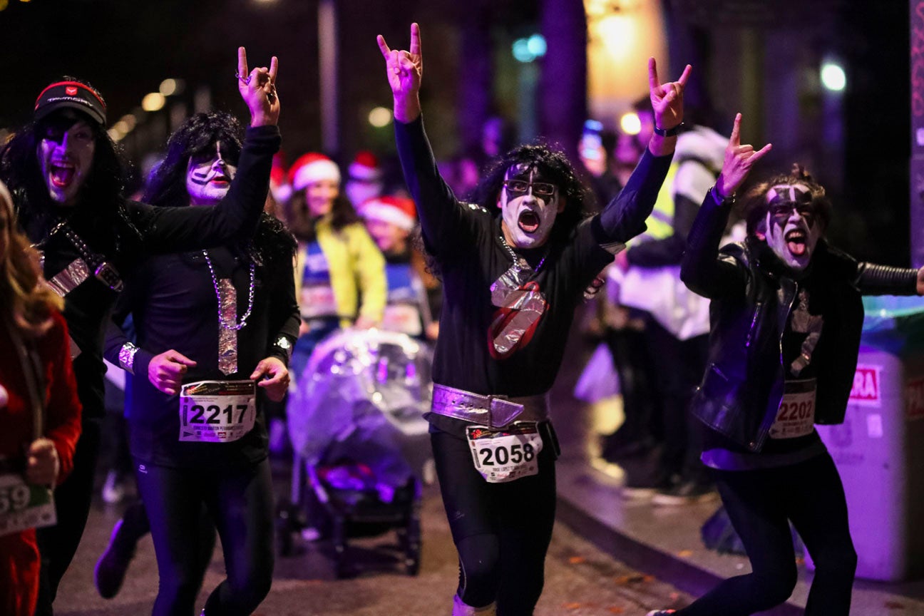 La 28° edición volvió a llenar de color las calles de la capital con sus tradicionales disfraces y sus casi dos mil corredores