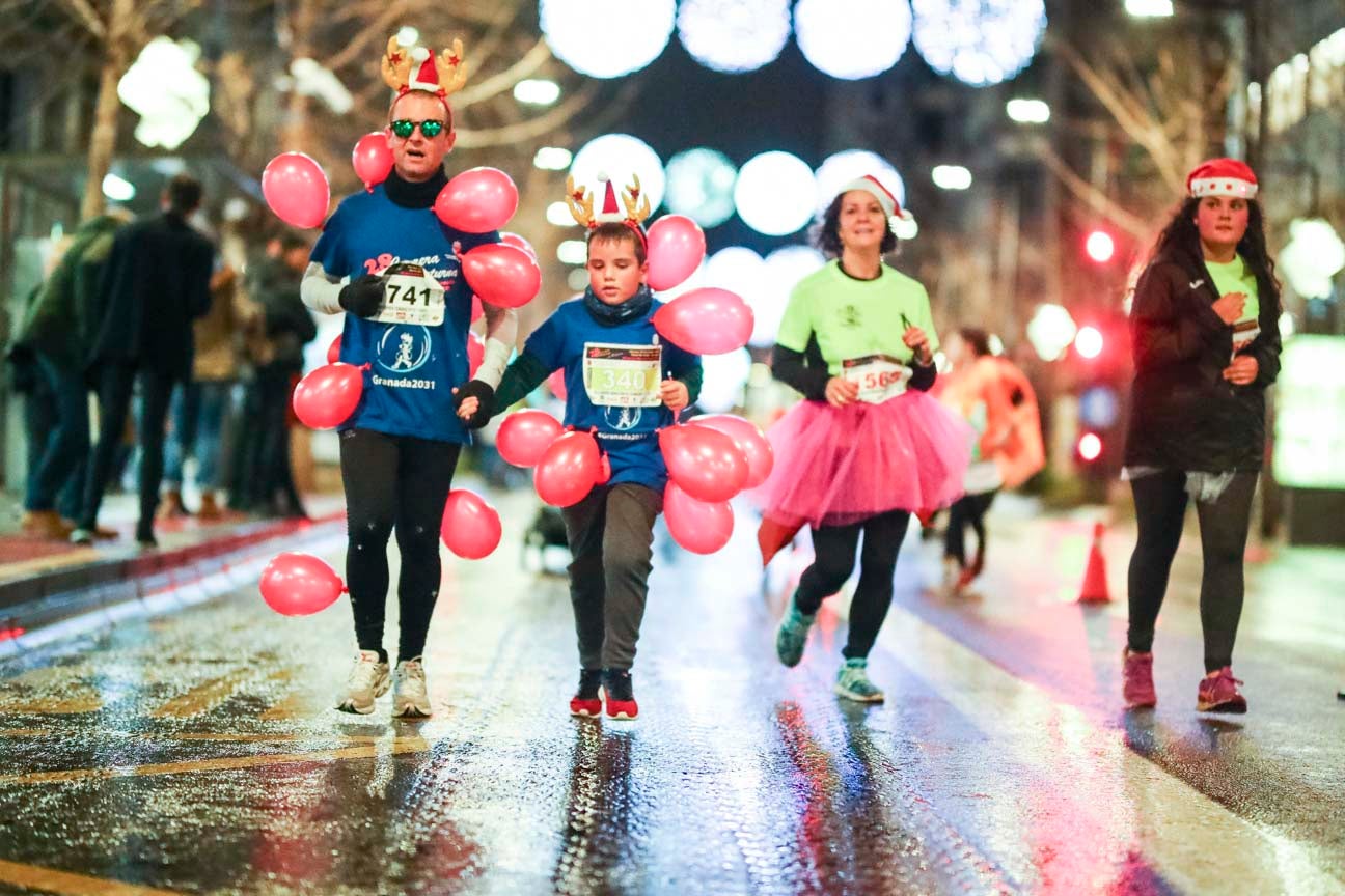 La 28° edición volvió a llenar de color las calles de la capital con sus tradicionales disfraces y sus casi dos mil corredores