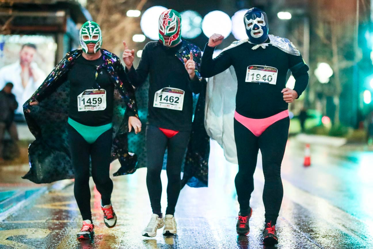 La 28° edición volvió a llenar de color las calles de la capital con sus tradicionales disfraces y sus casi dos mil corredores