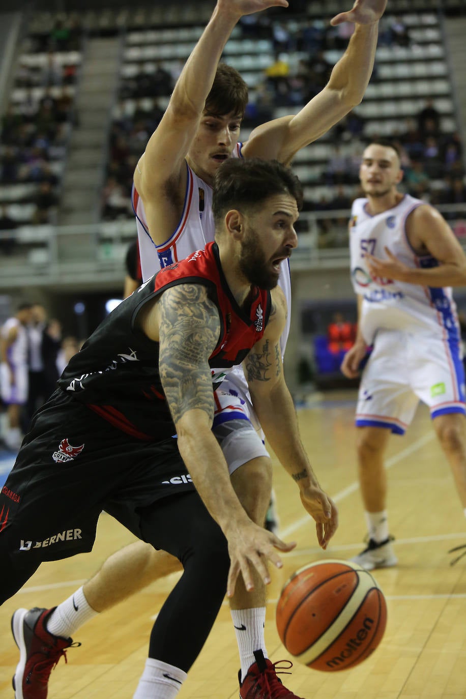 Jugada del partido del Covirán en Alicante