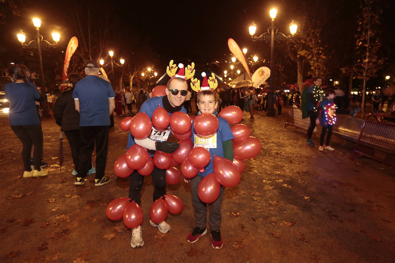 Fotos: Los Mejores Disfraces De La Carrera Nocturna De Granada | Ideal