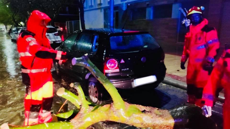 La provincia está en alerta naranja por el temporal con vientos de 90 km/hora 