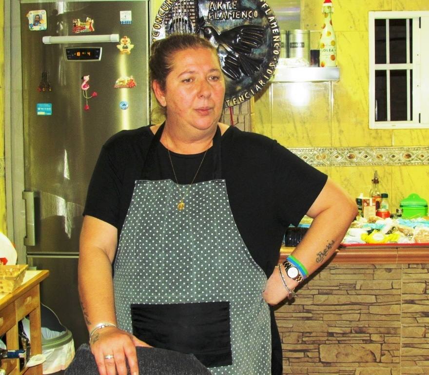 IDEAL pasa la noche en las calles del distrito, en las que hizo acto de presencia la alegría y la música