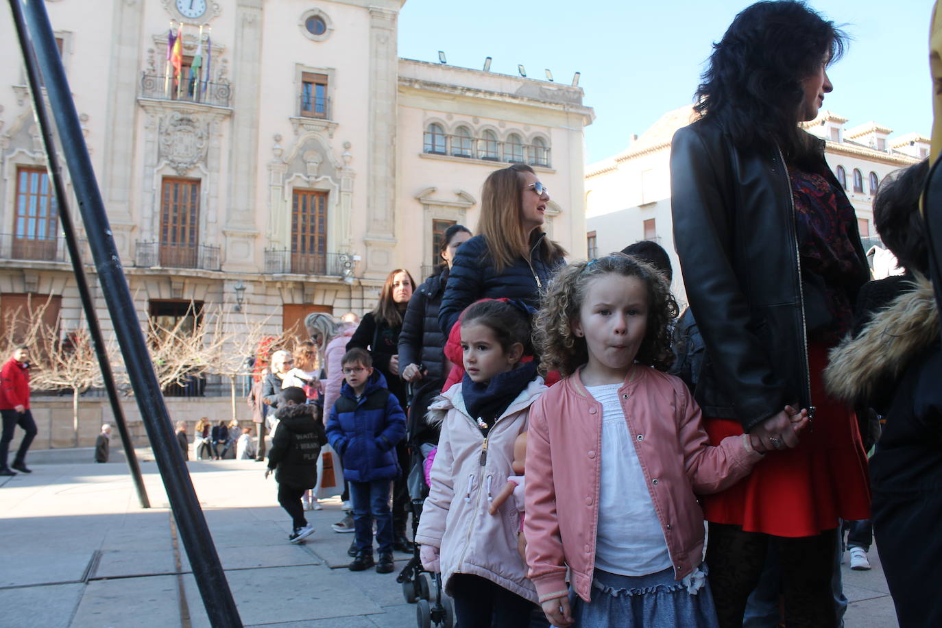 Los niños se han reunido en la capital para celebrar con gominolas la llegada de 2020 