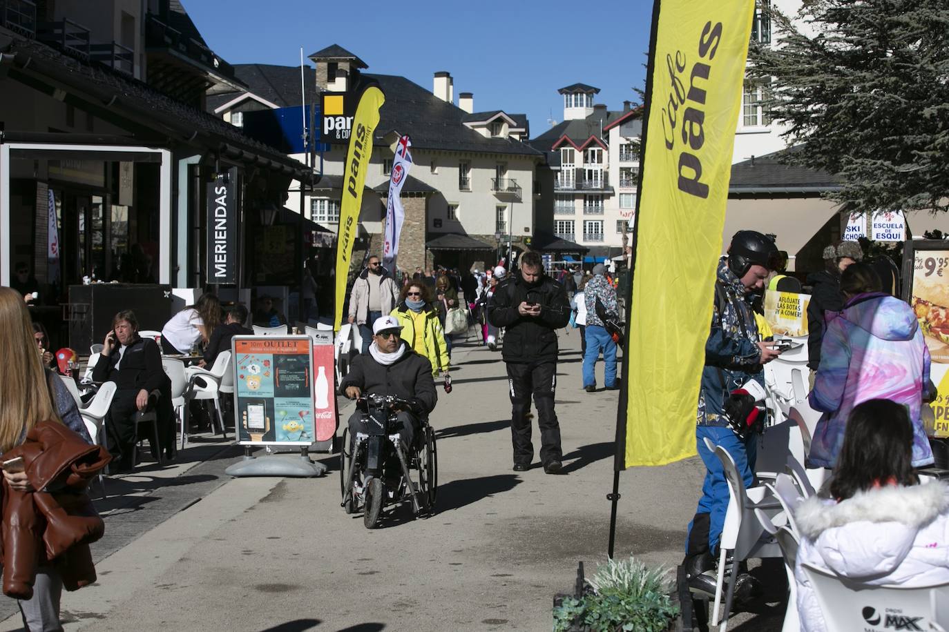 Unas 7.500 personas celebran el Año Nuevo en Sierra Nevada