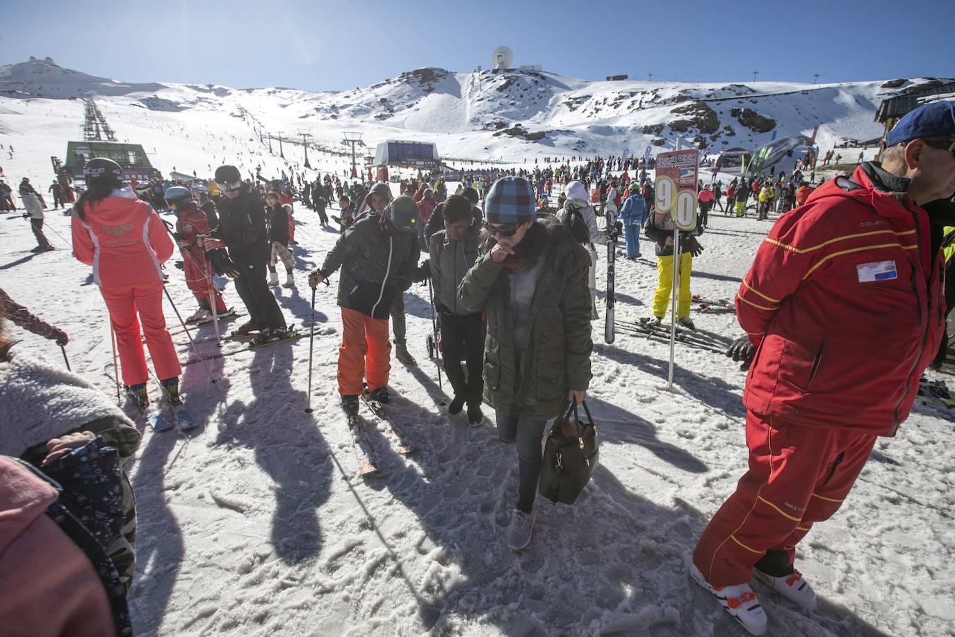 Unas 7.500 personas celebran el Año Nuevo en Sierra Nevada