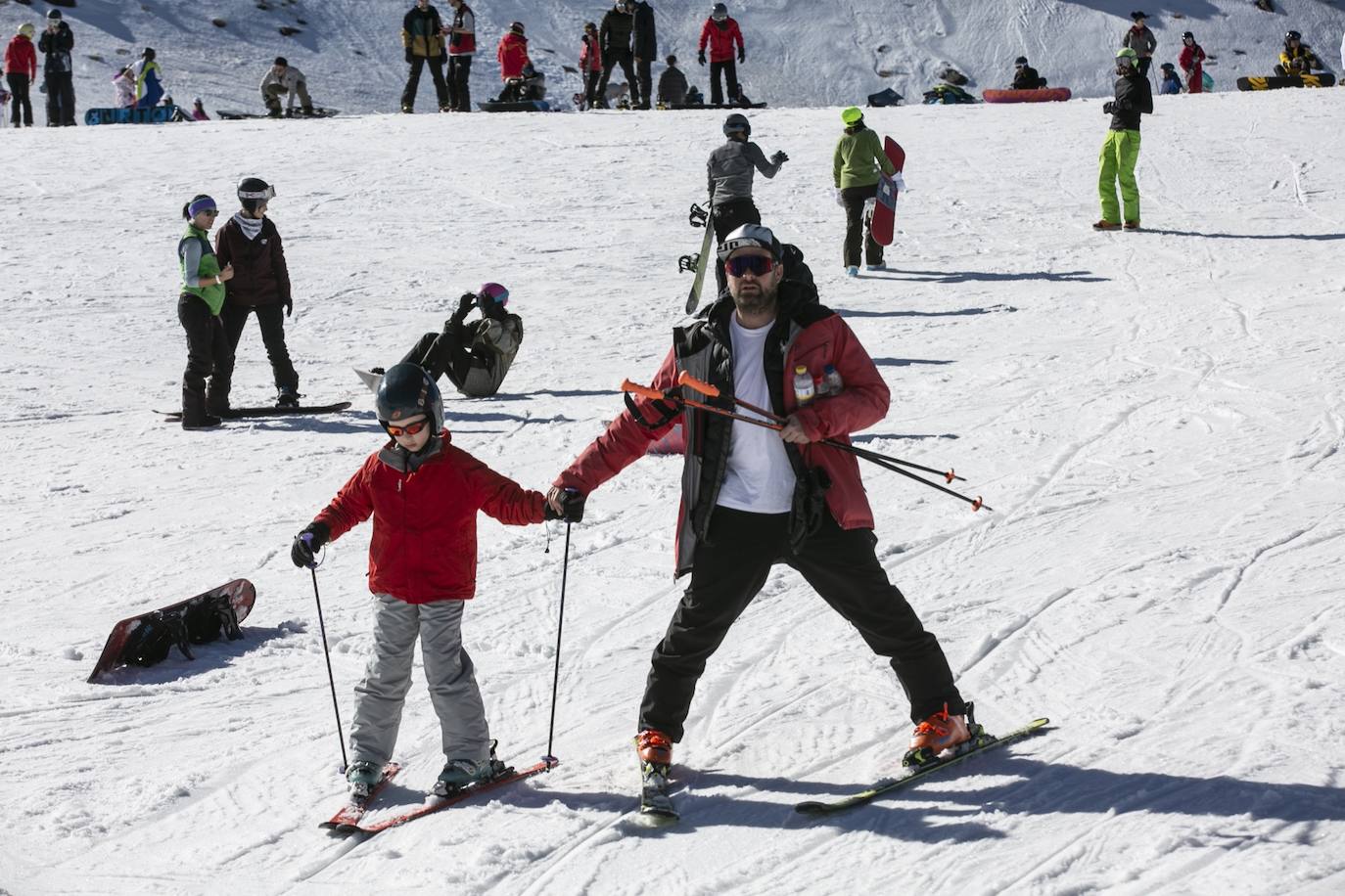 Unas 7.500 personas celebran el Año Nuevo en Sierra Nevada