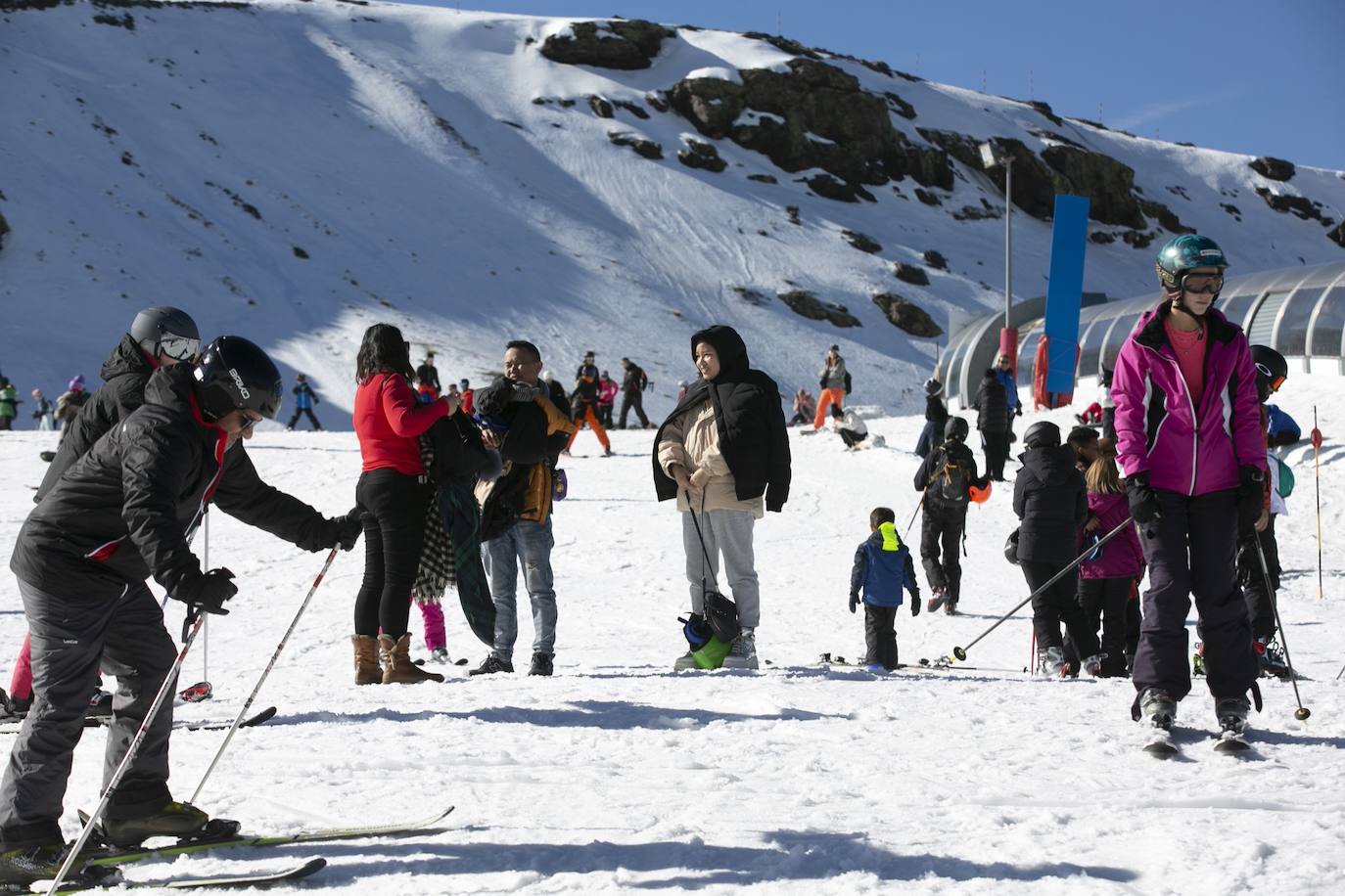 Unas 7.500 personas celebran el Año Nuevo en Sierra Nevada