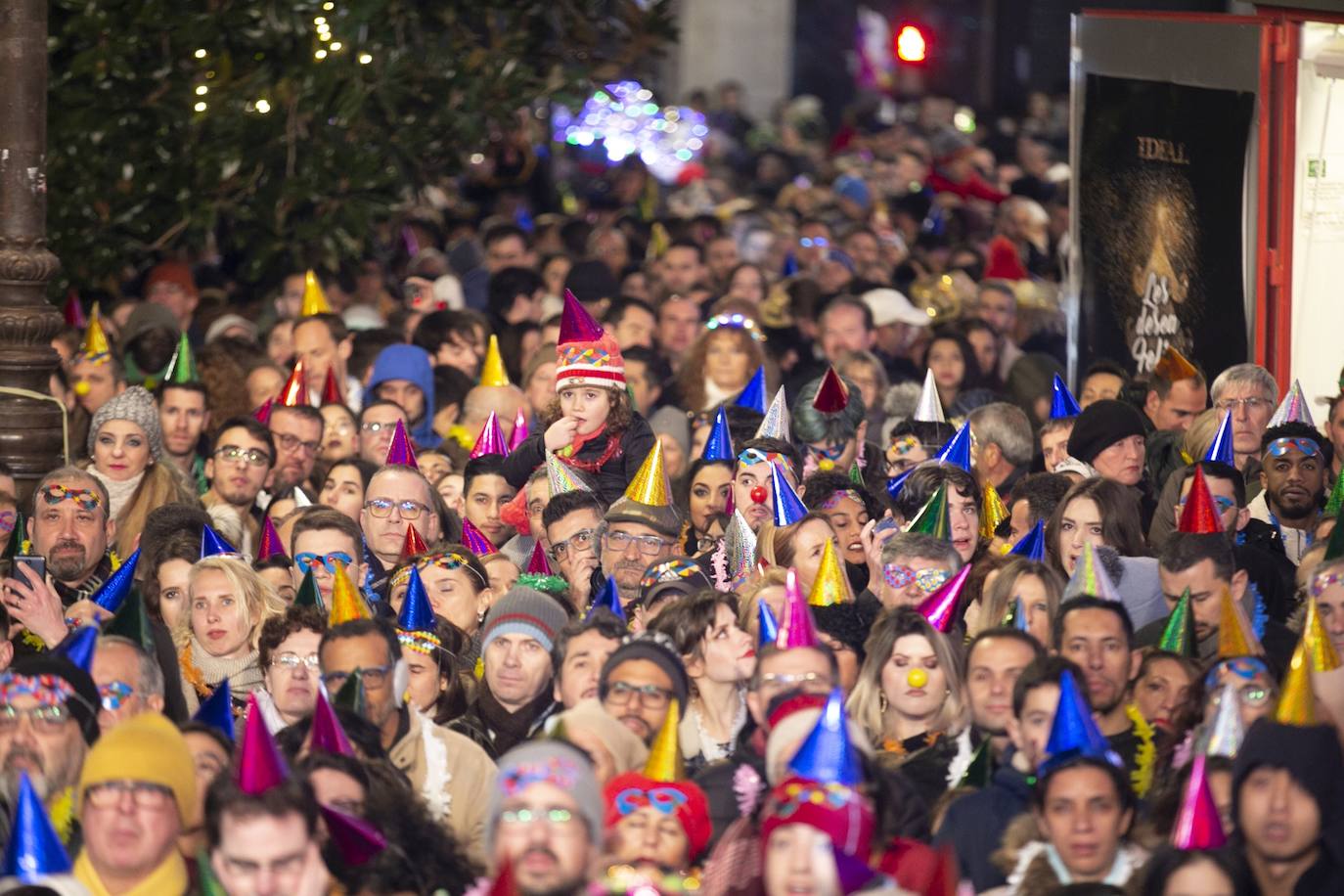 Miles de personas dsifrutaron de la Nochevieja en la capital