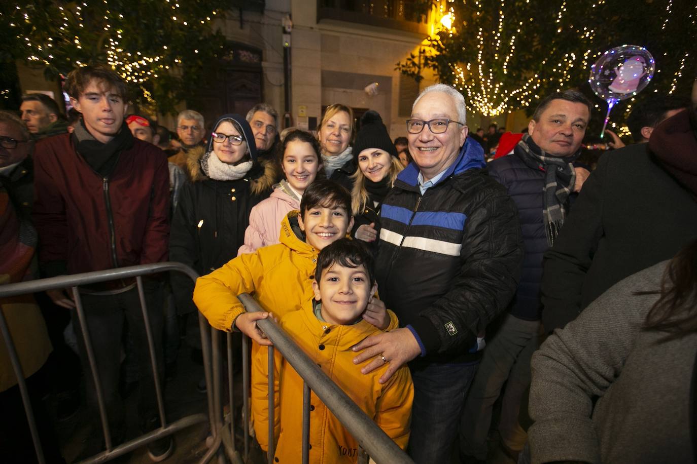 Miles de personas dsifrutaron de la Nochevieja en la capital