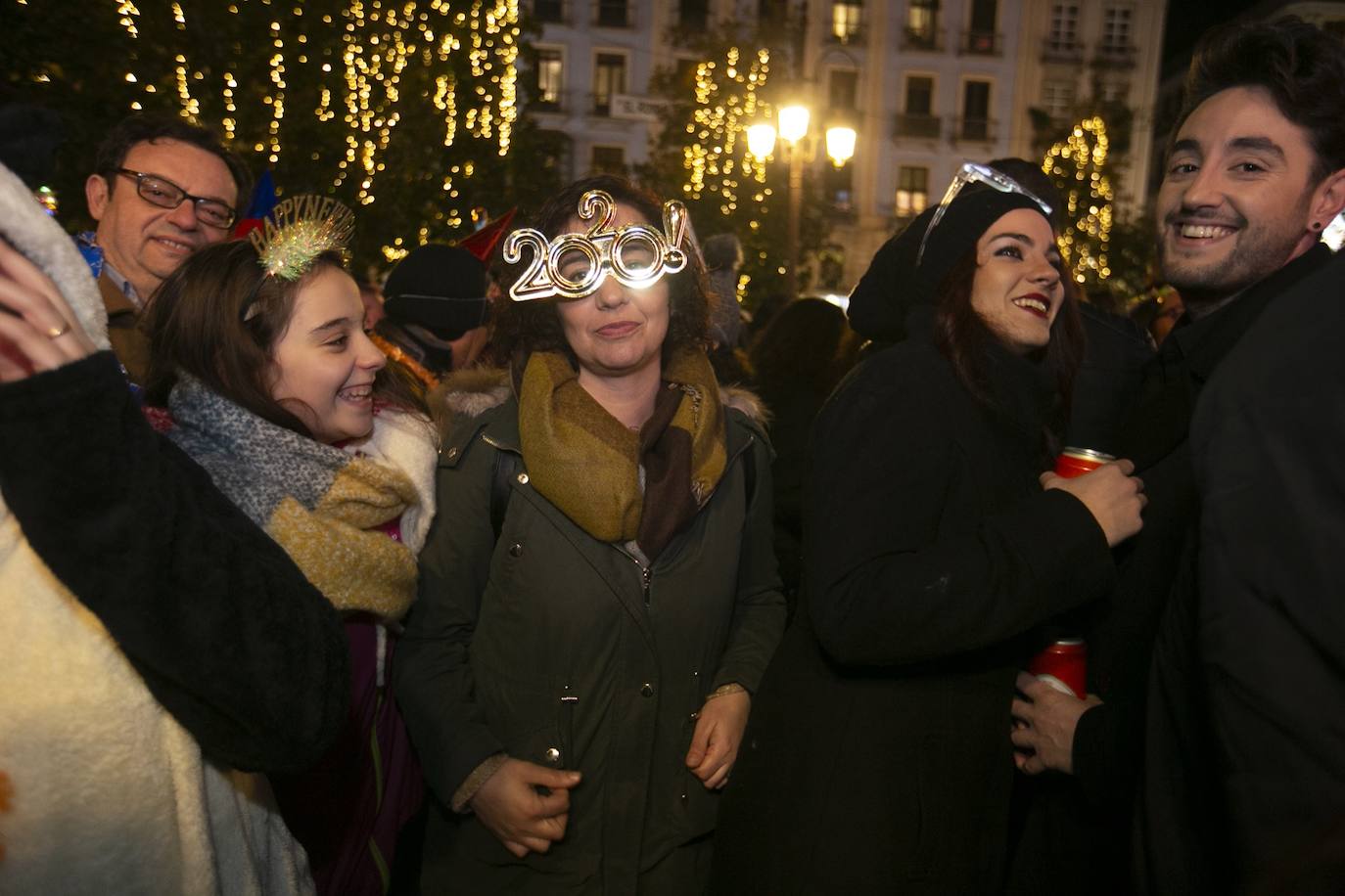 Miles de personas dsifrutaron de la Nochevieja en la capital