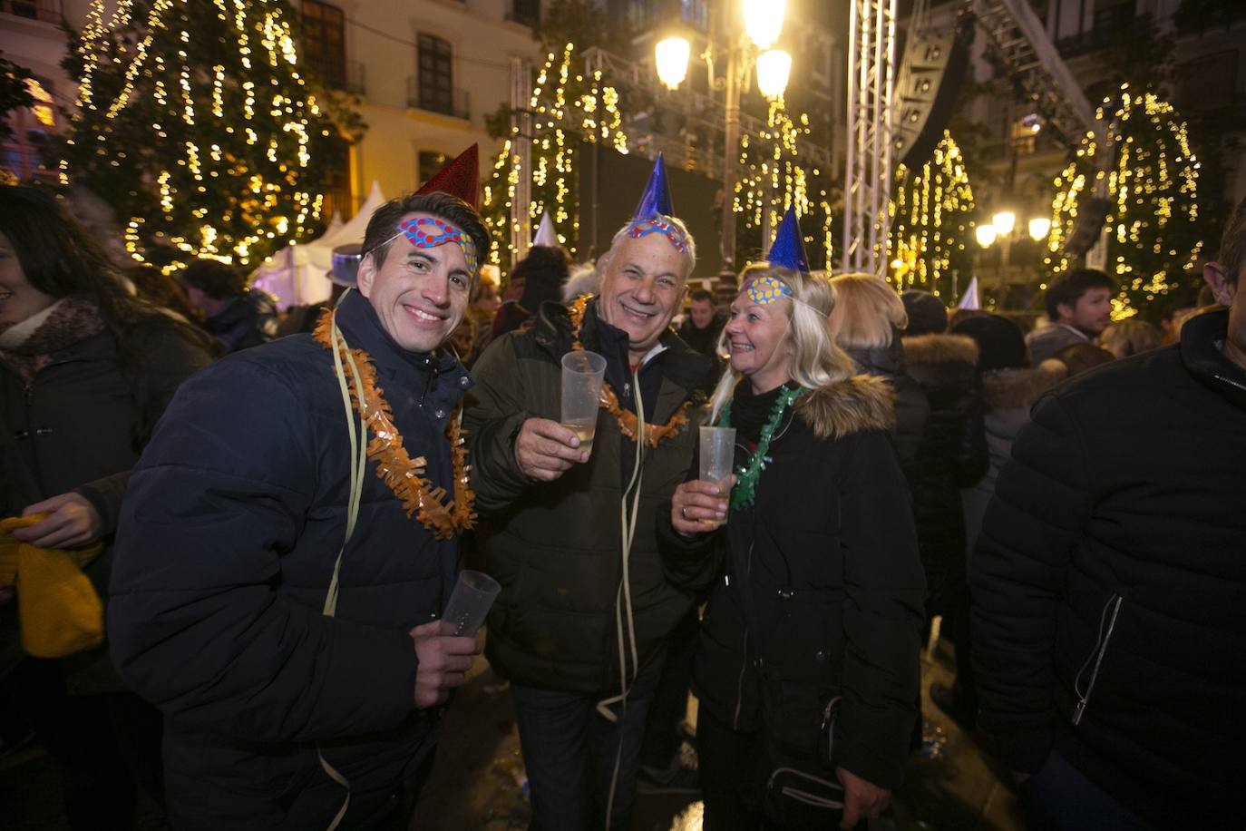 Miles de personas dsifrutaron de la Nochevieja en la capital