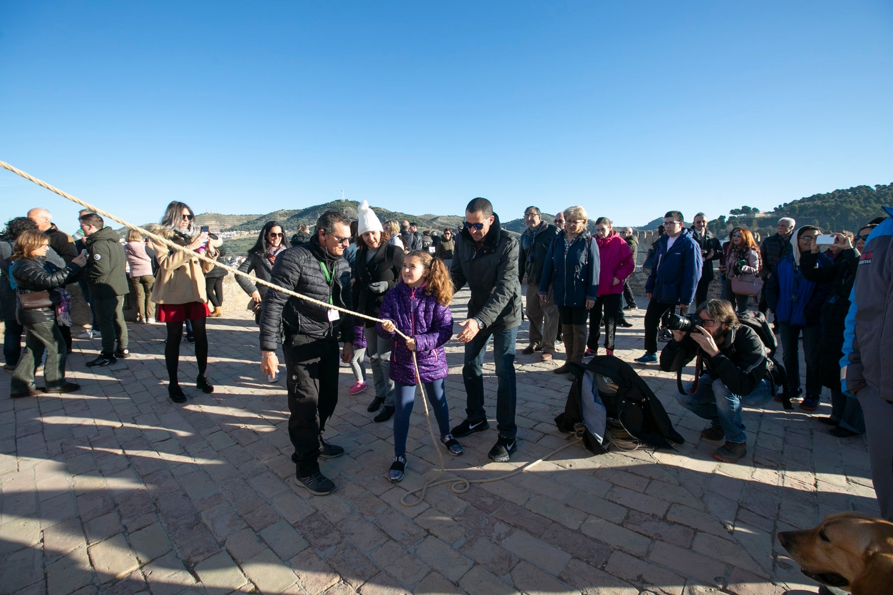 Fotos: Se cumple la tradición de tocar la campana de la Torre de la Vela el 2 de enero