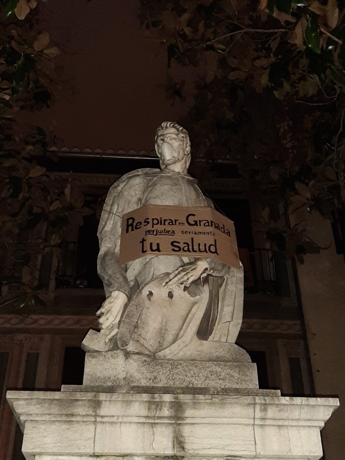 Reclaman que el Ayuntamiento de Granada tome medidas de urgencia tras el último informe de Ecologistas en Acción, que alerta que la contaminación de Granada va en aumento situándola a la altura de Barcelona y Madrid