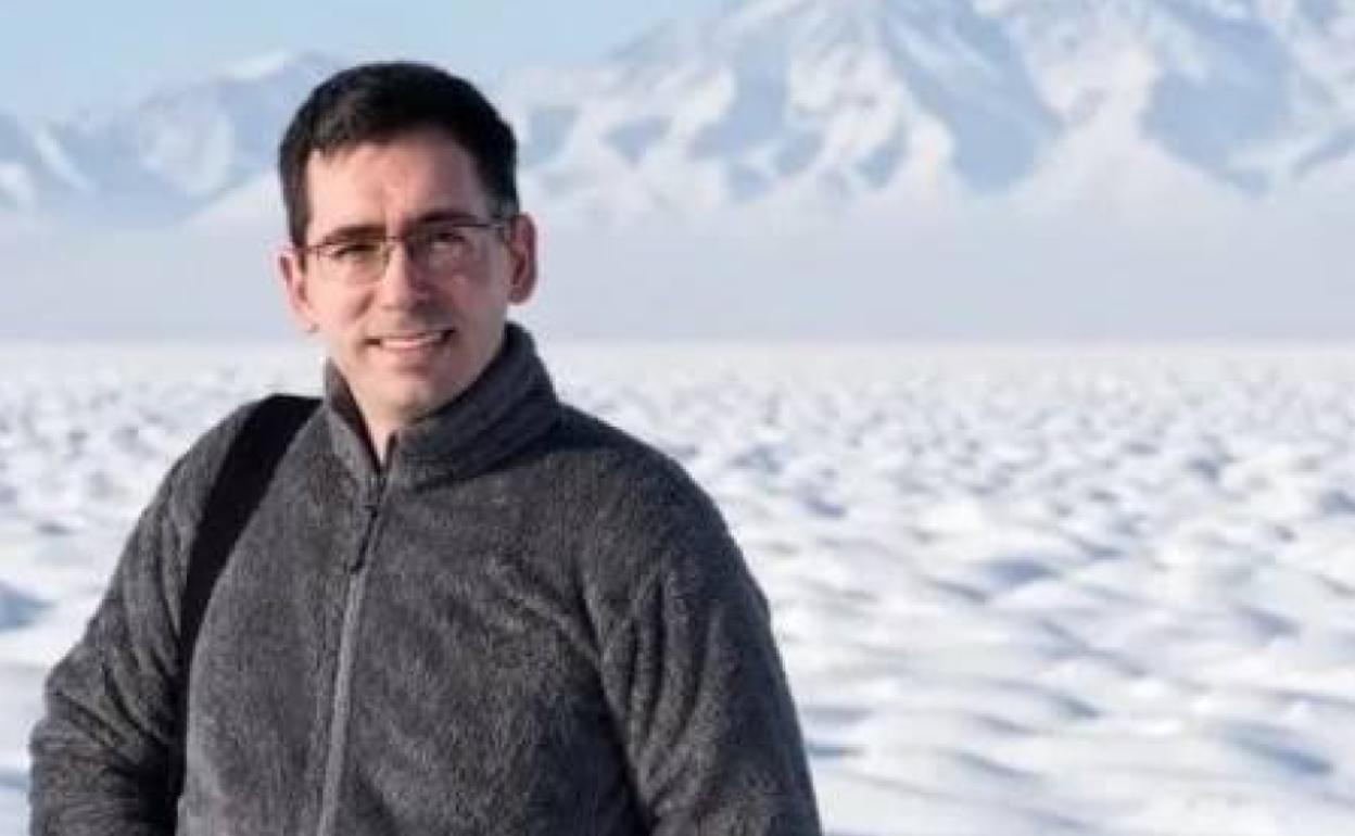 El periodista Zigor Aldama recibe hoy el premio de periodismo 'Colombine'