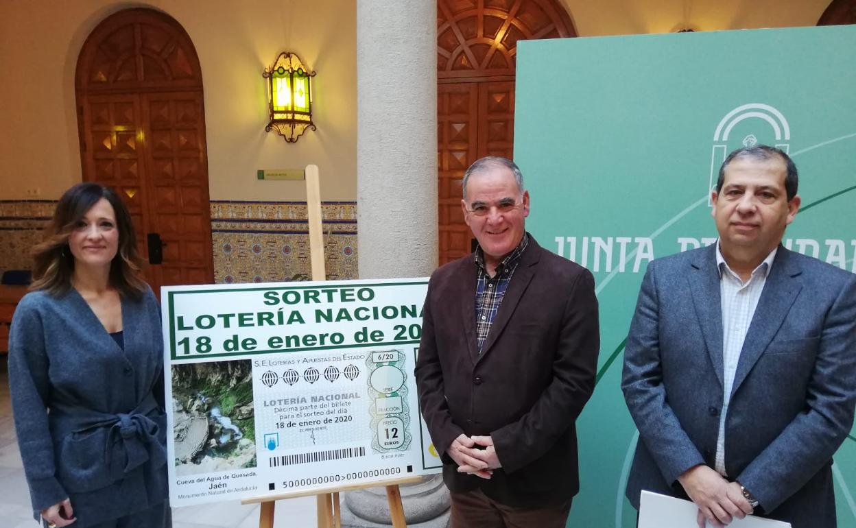 Maribel Lozano, Manuel Vallejo y Antonio Cruz.