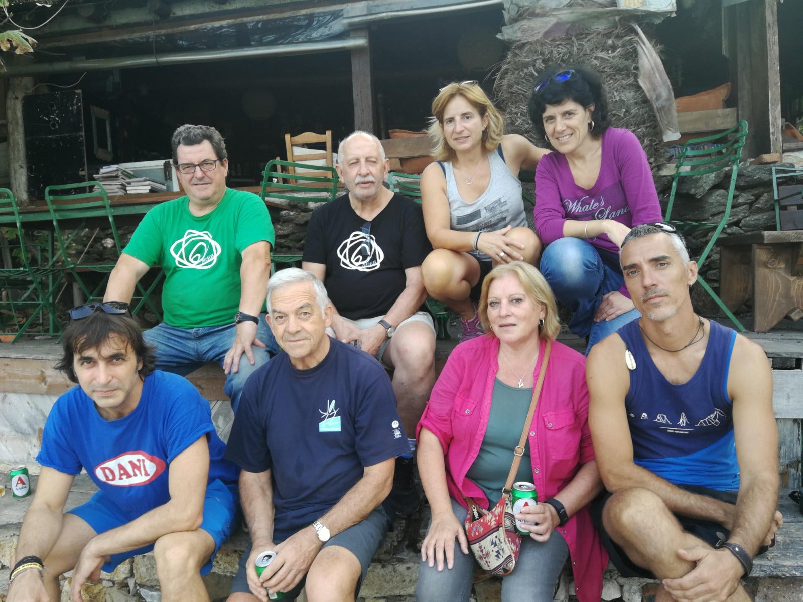 Mercedes, que ha pasado tres meses en Grecia, recoge ahora alimentos y productos de higiene para enviarlos a una oenegé local