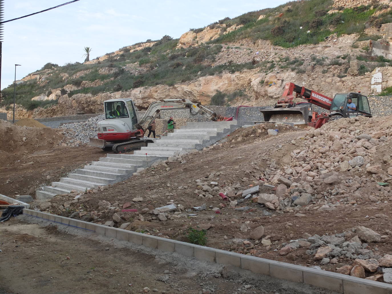 El entorno de la Hoya está cada vez más cerca de convertirse en un atractivo más de Almería