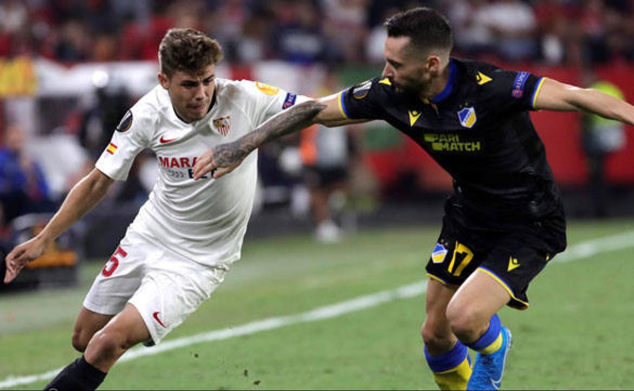 Pozo, con el Sevilla en Europa League. 