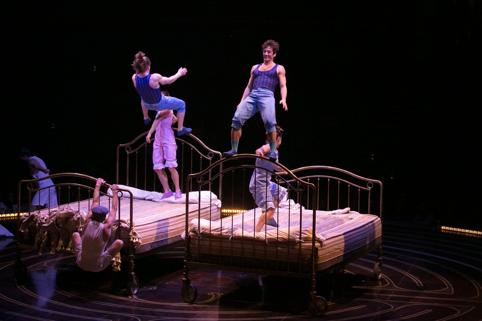 Extraordinaria acogida granadina a la compañía canadiense en su primera actuación en España