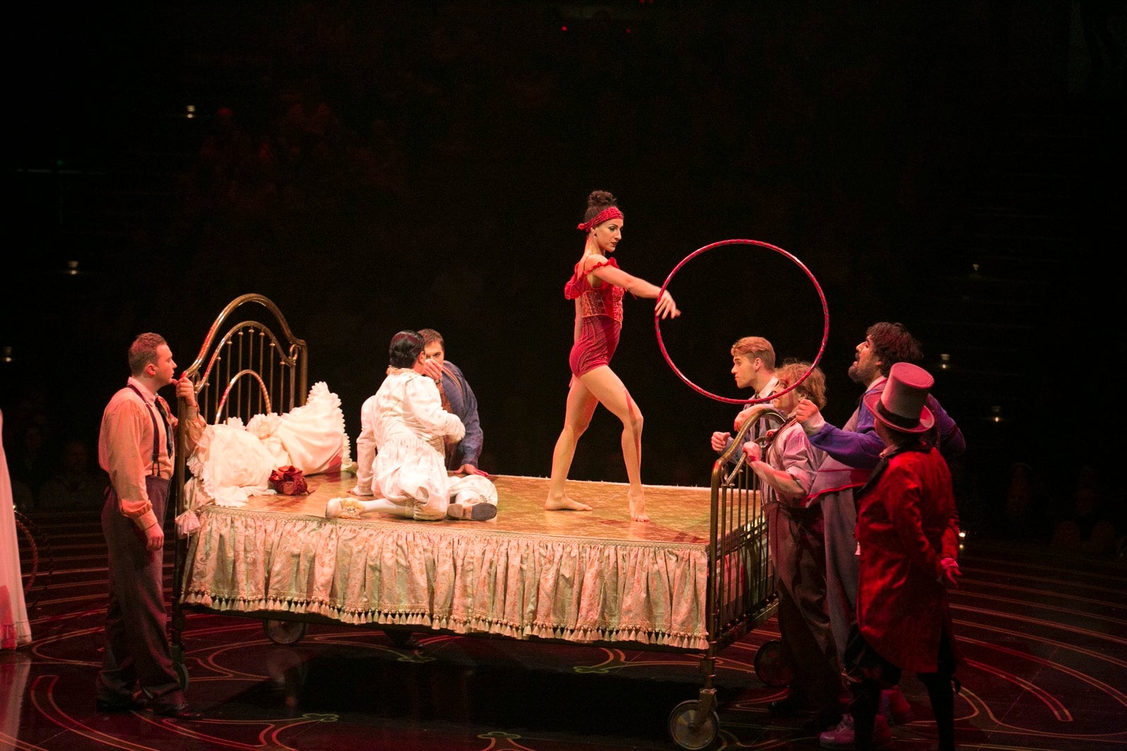 Extraordinaria acogida granadina a la compañía canadiense en su primera actuación en España