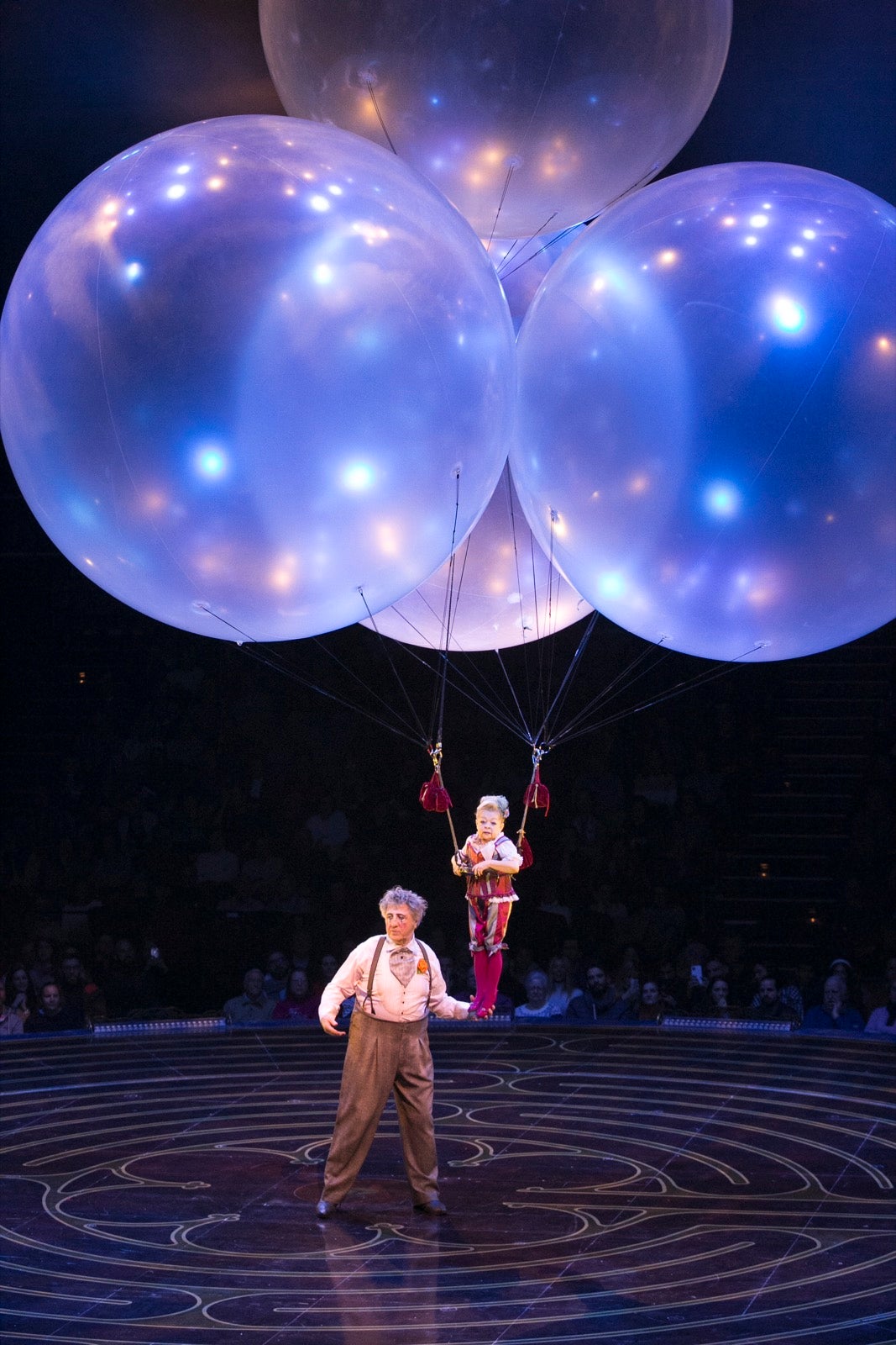 Extraordinaria acogida granadina a la compañía canadiense en su primera actuación en España