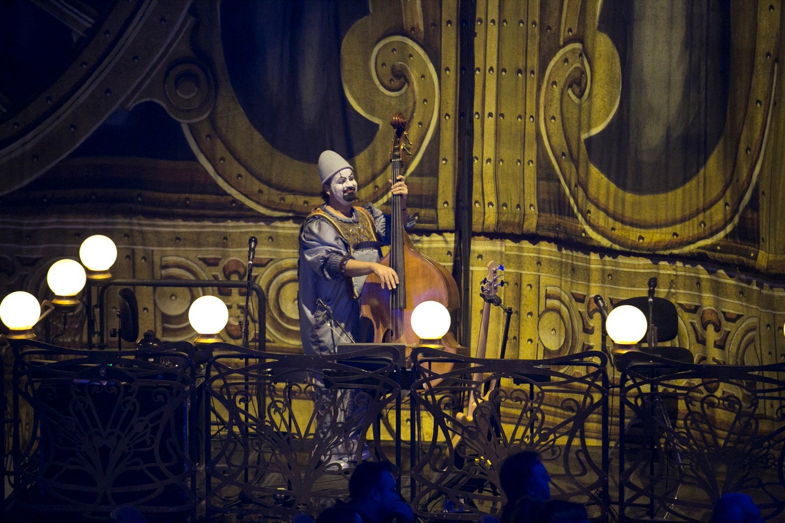 Extraordinaria acogida granadina a la compañía canadiense en su primera actuación en España