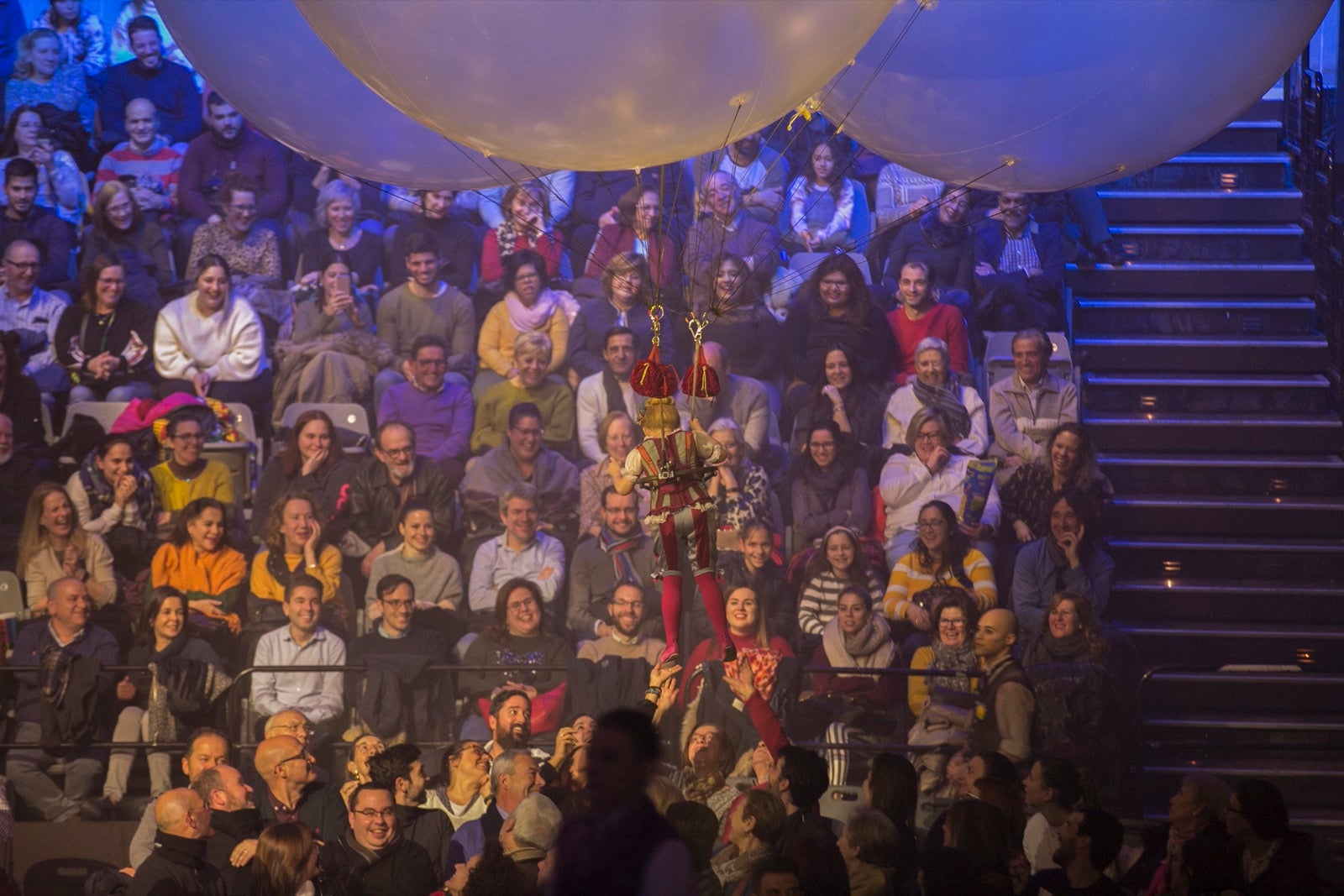 Extraordinaria acogida granadina a la compañía canadiense en su primera actuación en España