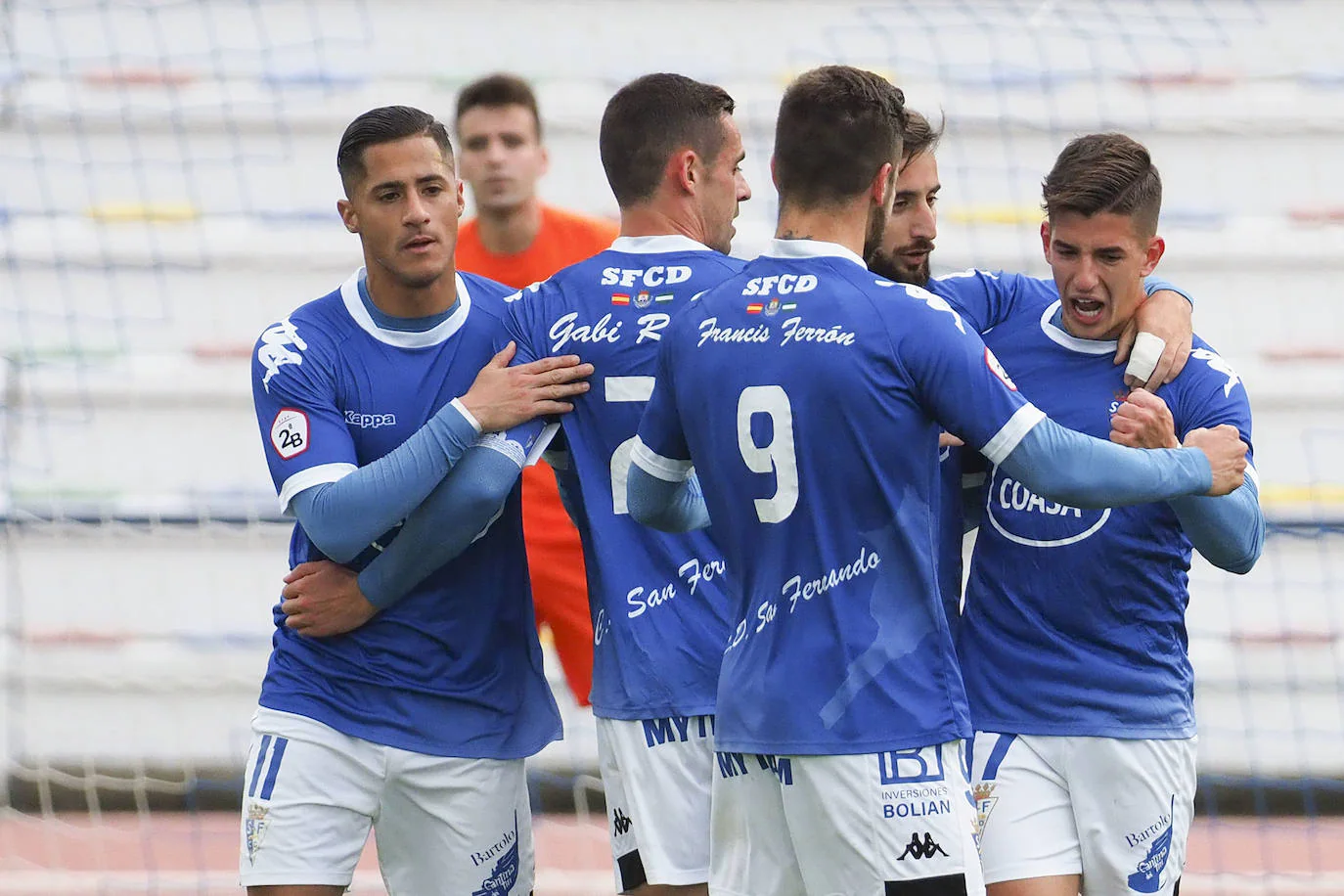 Victoria del filial rojiblanco en San Fernando en un partido reñido ante un equipo de la zona alta de la clasificación 