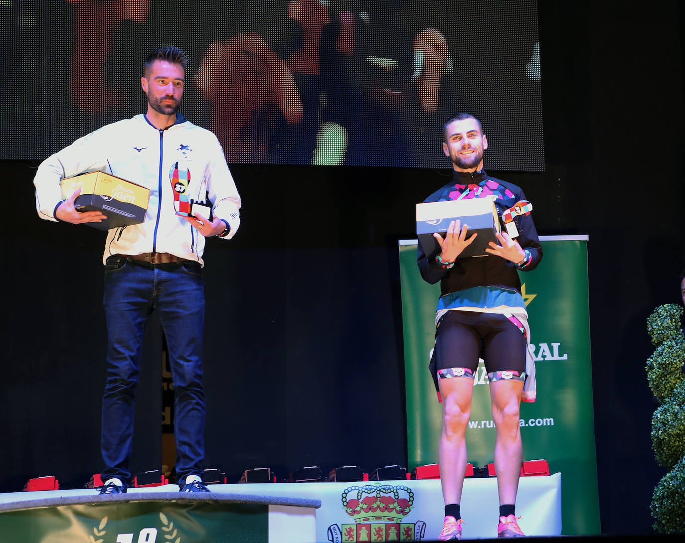 Gran ambiente en la carrera de San Antón de Jaén