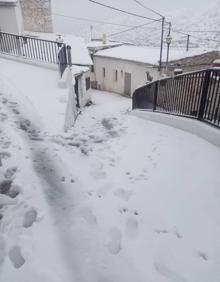 Imagen secundaria 2 - Algunas instantáneas que ha dejado tras de si la borrasca en Almería.