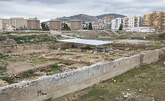 Solar de los Mondragones desbloqueado tras una cata arqueológica, donde se podrán construir más de 500 viviendas.