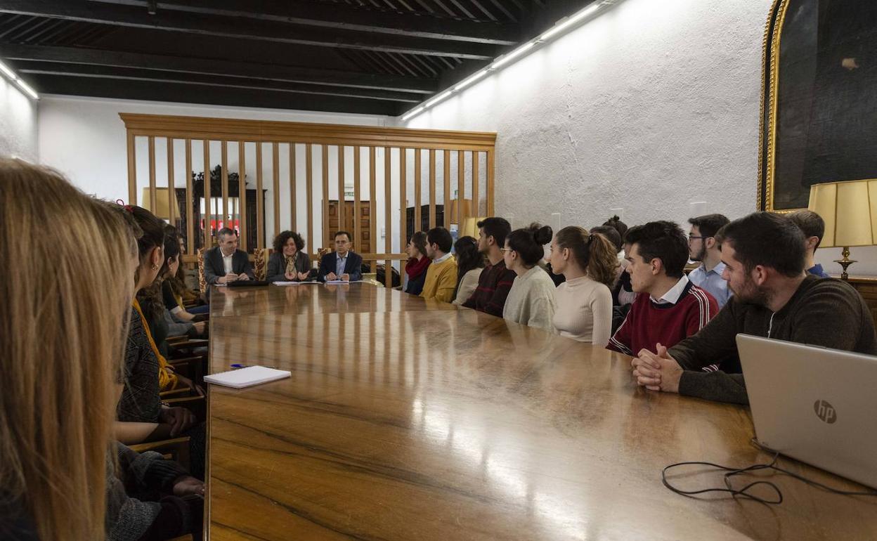 La Universidad de Granada apoya y promueve el talento de sus aulas