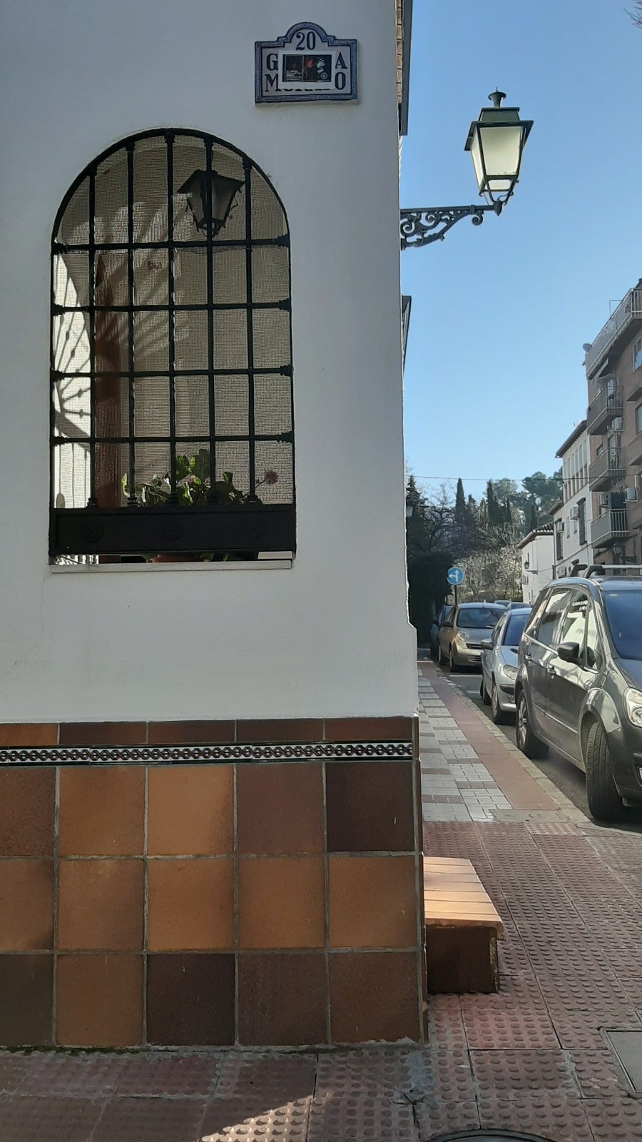 Aún quedan en la ciudad de Granada vestigios de tiempos de la dictadura franquista