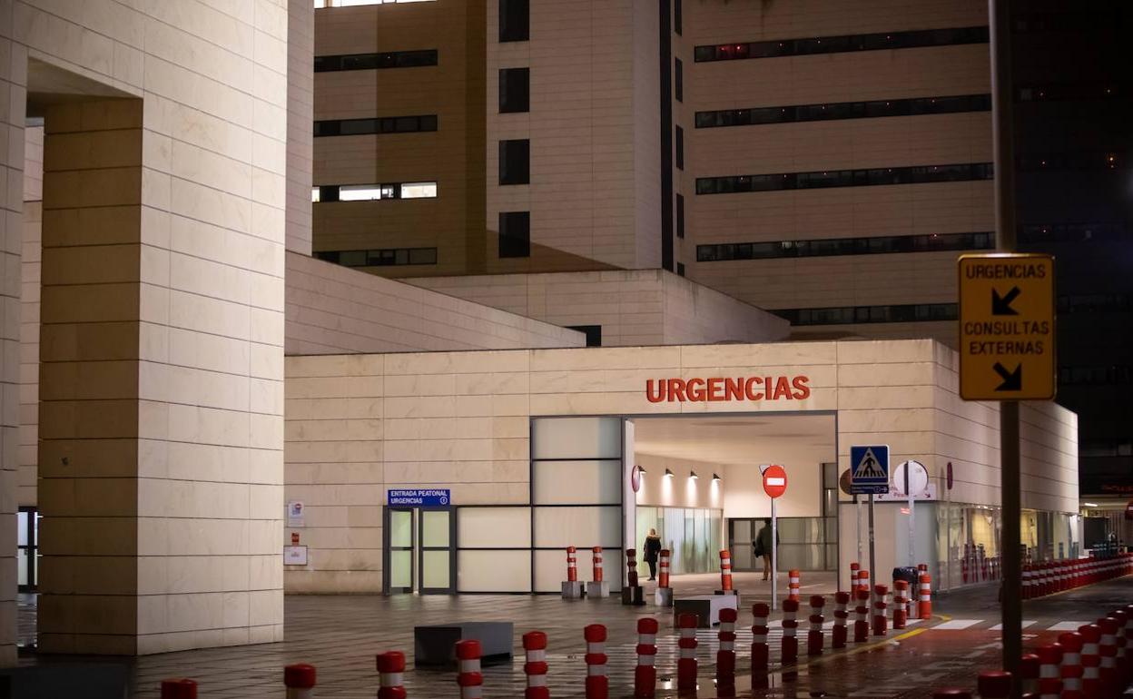 El paciente chino sigue ingresado en el PTS hasta que se recupere de la gripe A. 