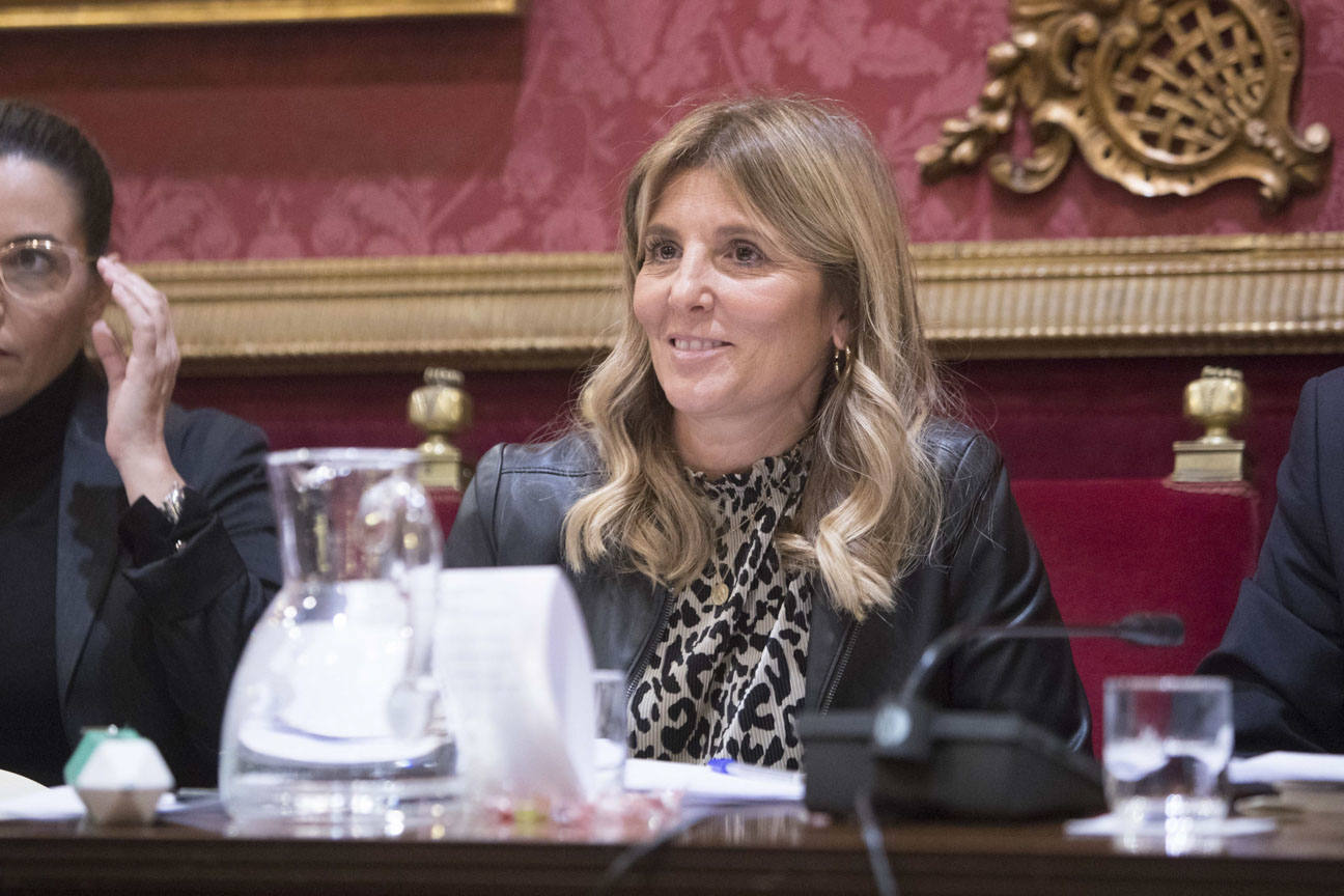 El mandatario popular ha anunciado su salida de la dirección del partido a nivel provincial en el pleno ordinario del Ayuntamiento de Granada 