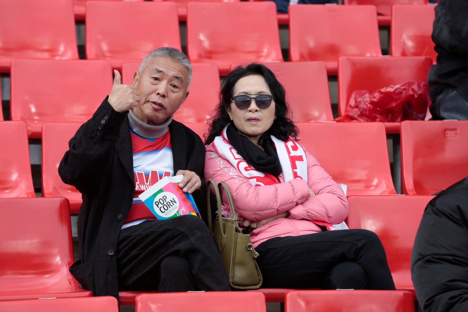 ¿Has estado en el choque de este mediodía en el campo del Zaidín? Aquí te puedes buscar