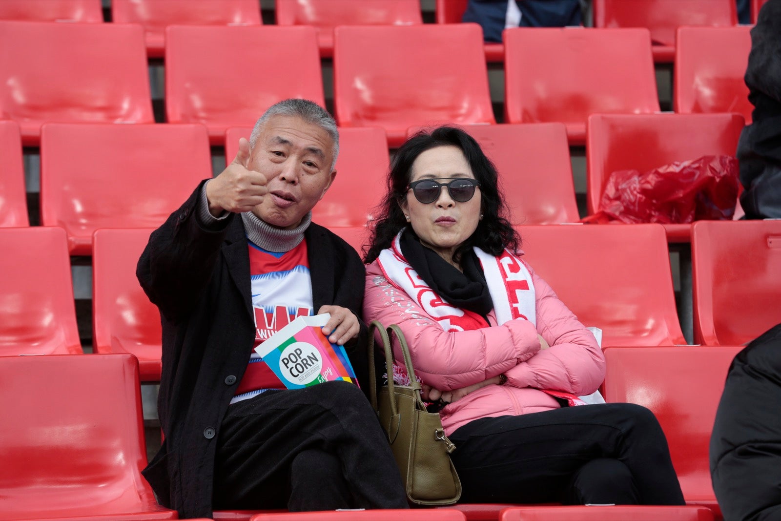 ¿Has estado en el choque de este mediodía en el campo del Zaidín? Aquí te puedes buscar