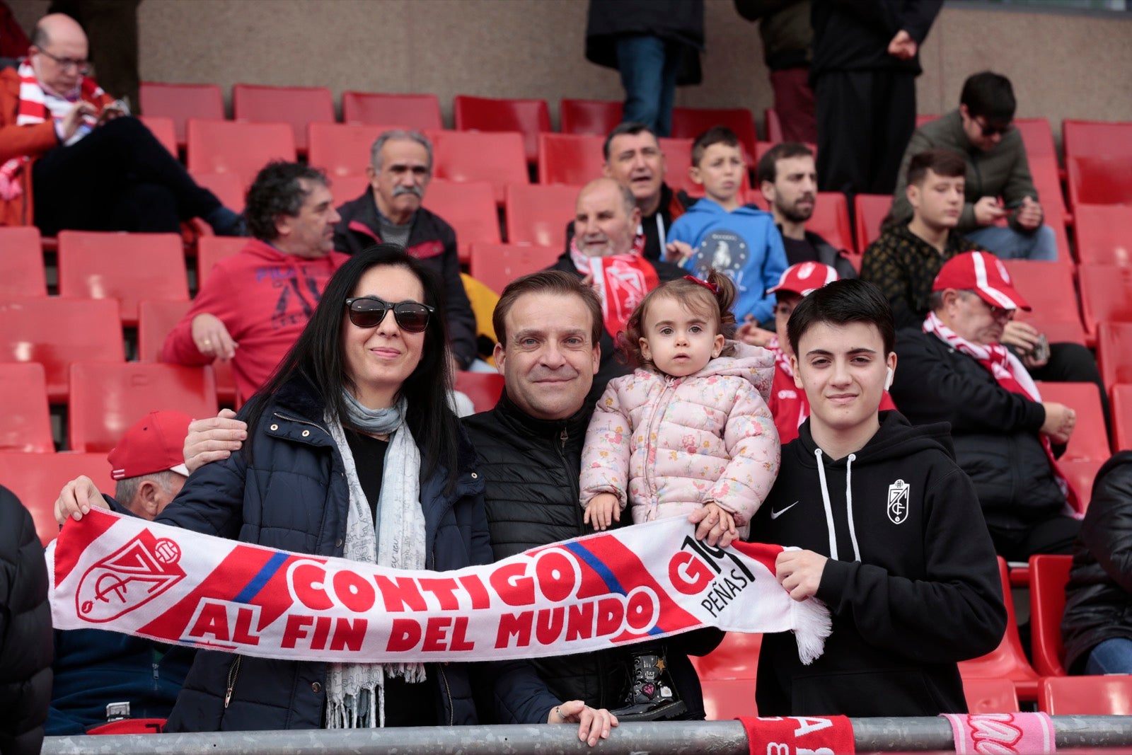 ¿Has estado en el choque de este mediodía en el campo del Zaidín? Aquí te puedes buscar