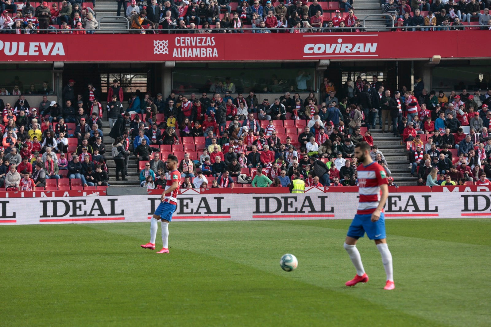 ¿Has estado en el choque de este mediodía en el campo del Zaidín? Aquí te puedes buscar