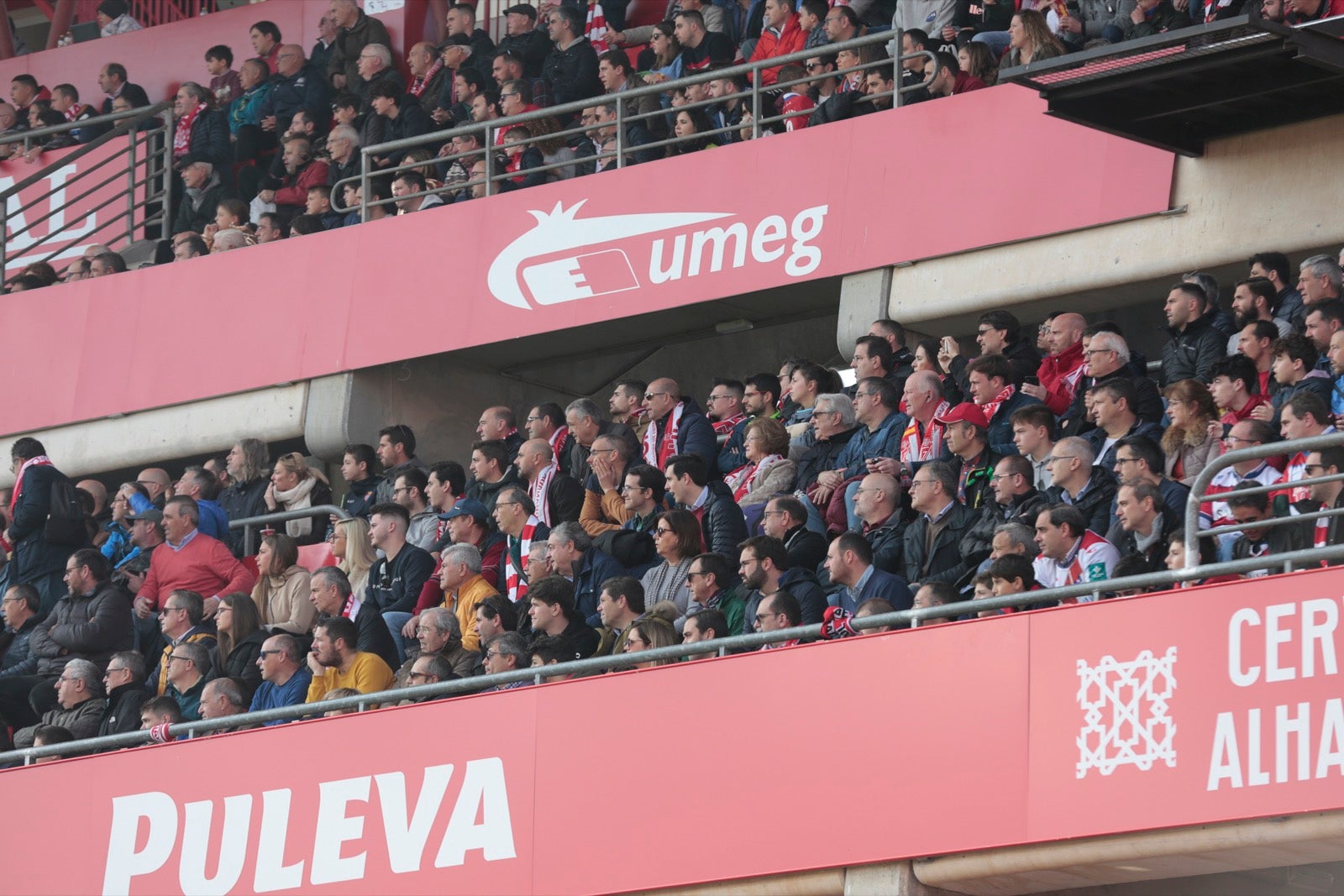 ¿Has estado en el choque de este mediodía en el campo del Zaidín? Aquí te puedes buscar