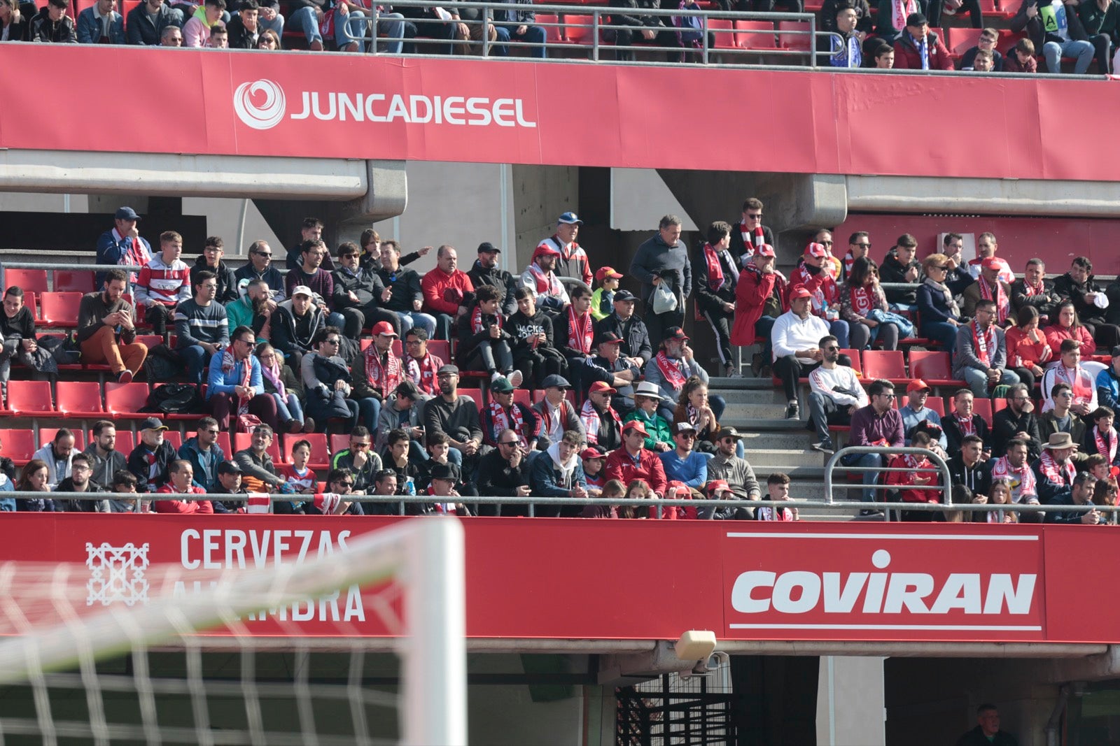 ¿Has estado en el choque de este mediodía en el campo del Zaidín? Aquí te puedes buscar