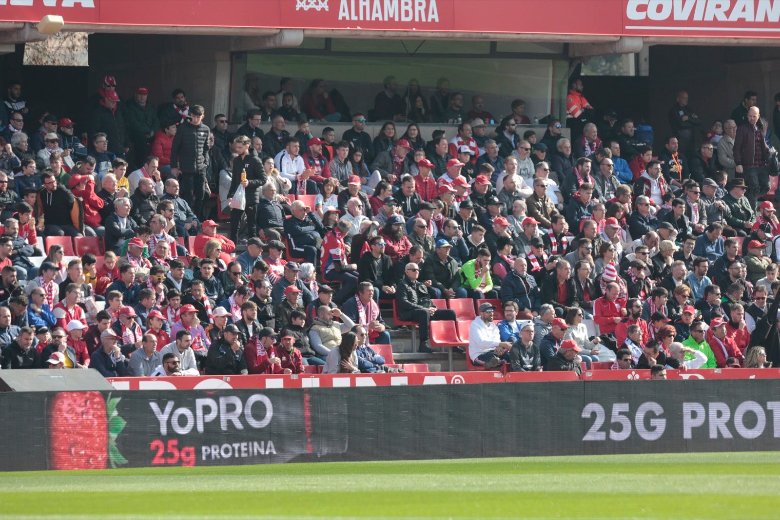 ¿Has estado en el choque de este mediodía en el campo del Zaidín? Aquí te puedes buscar
