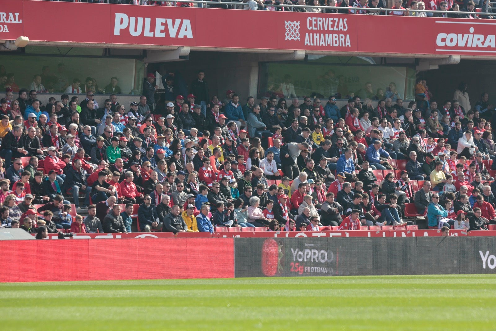 ¿Has estado en el choque de este mediodía en el campo del Zaidín? Aquí te puedes buscar