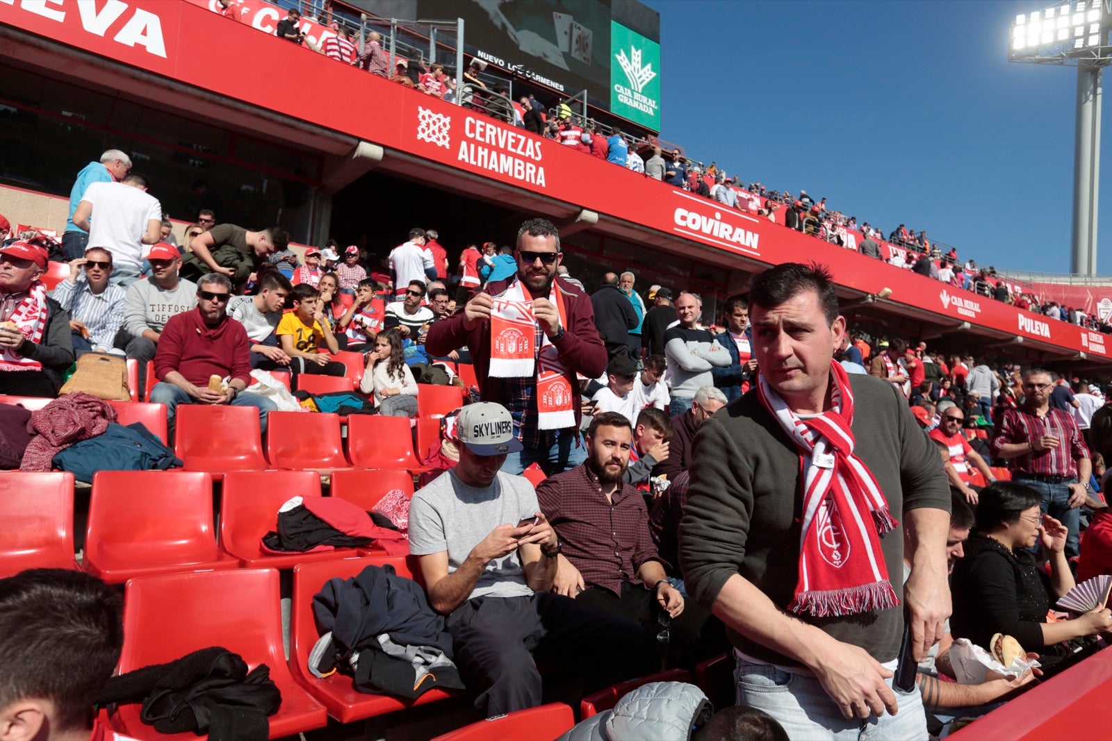 ¿Has estado en el choque de este mediodía en el campo del Zaidín? Aquí te puedes buscar