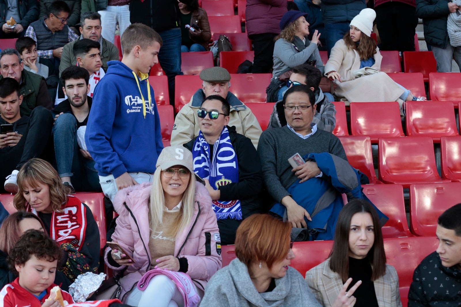 ¿Has estado en el choque de este mediodía en el campo del Zaidín? Aquí te puedes buscar