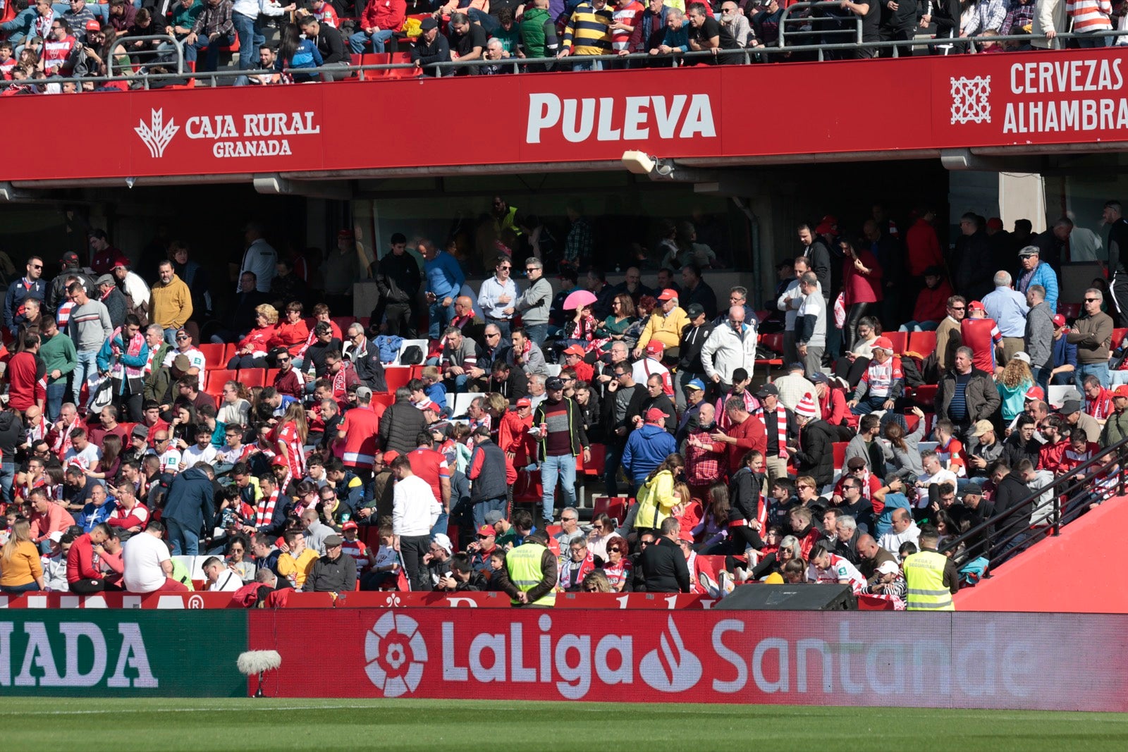 ¿Has estado en el choque de este mediodía en el campo del Zaidín? Aquí te puedes buscar