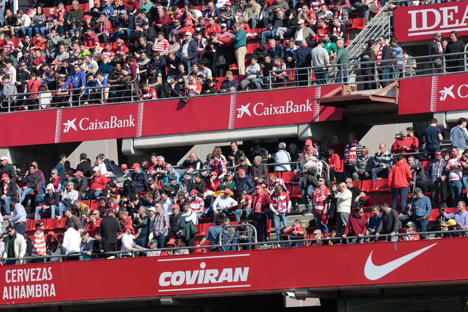 ¿Has estado en el choque de este mediodía en el campo del Zaidín? Aquí te puedes buscar